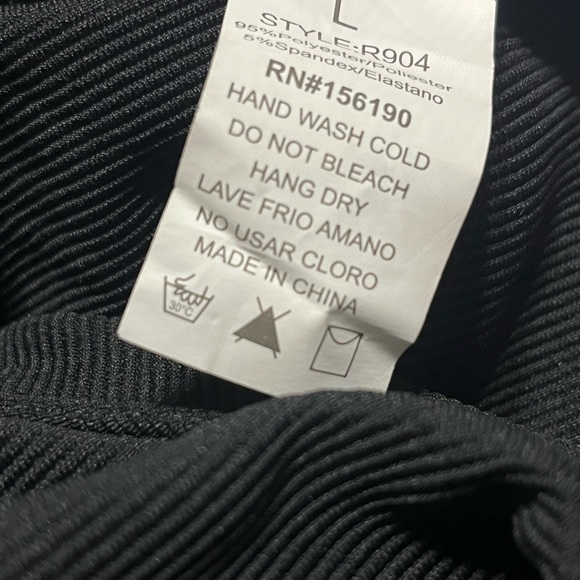 Active Domino Ribbed Knit Color block Romper Sz L - Picture 6 of 6